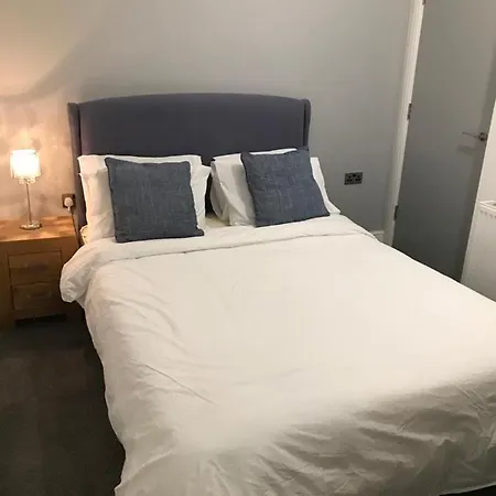 My Perfect Place Rooms & Apartments -Some Rooms With Hot Tub- Free Parking Blackpool Exterior photo