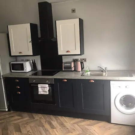 My Perfect Place Rooms & Apartments -Some Rooms With Hot Tub- Free Parking Blackpool Exterior photo